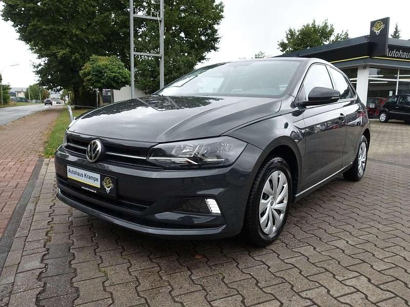 Grau Gebraucht 2018 VW Polo Trendline Kleinwagen | 10.480 € (Superpreis) - Bild 1/4