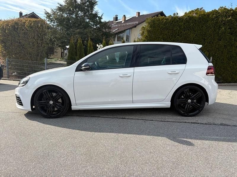 Używany VW Golf VI R 271 KM (199 kW) 2011 Biały Hatchback