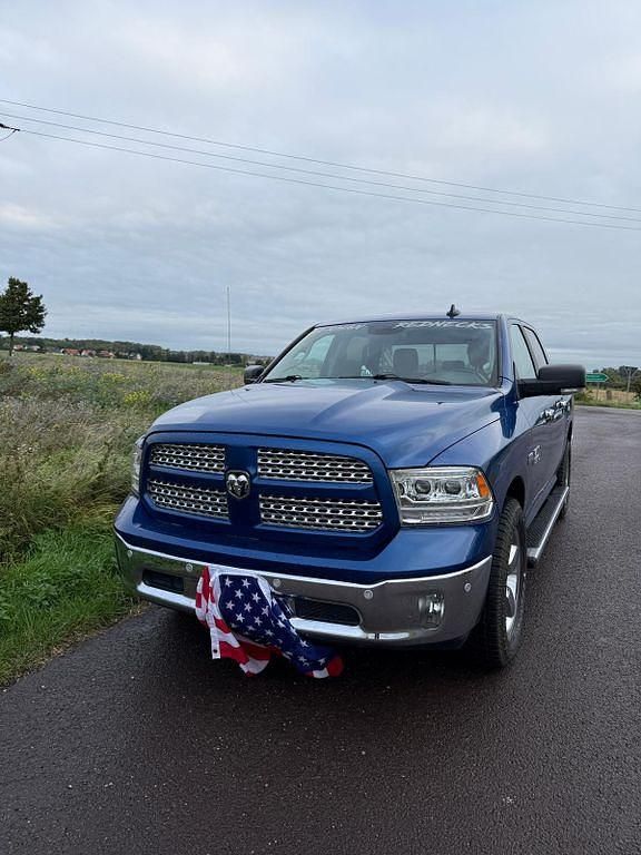 Blau Gebraucht 2017 Dodge Ram Abholung | 32.000 € (Superpreis) - Bild 1/4