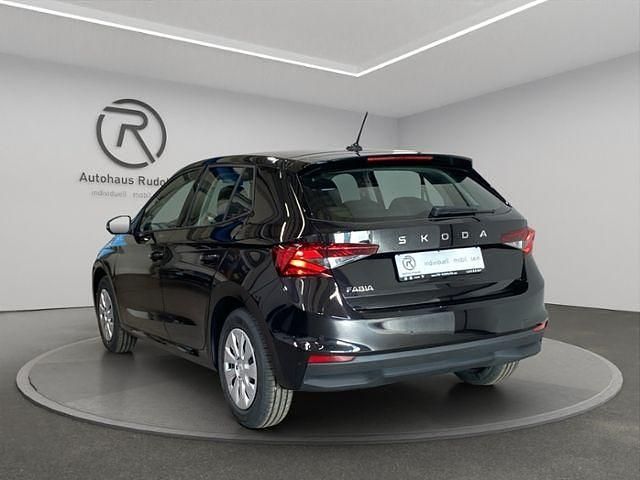 Neu Skoda Fabia Essence 116 PS (85 kW) 2025 Schwarz Limousine