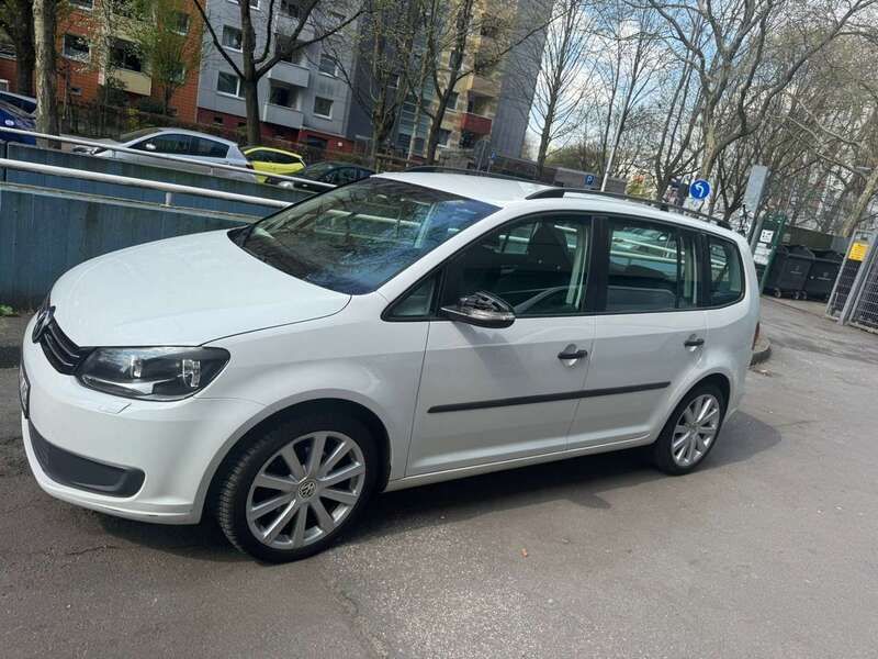 Gebraucht 2004 VW Touran Trendline Van / Kleinbus | 10.000 € - Bild 1/4