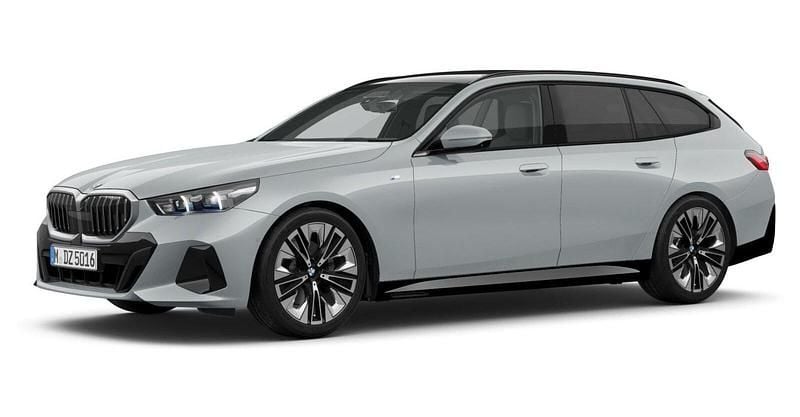 Grau Gebraucht 2024 BMW 540 Comfort Edition Kombi | 68.858 € - Bild 1/4