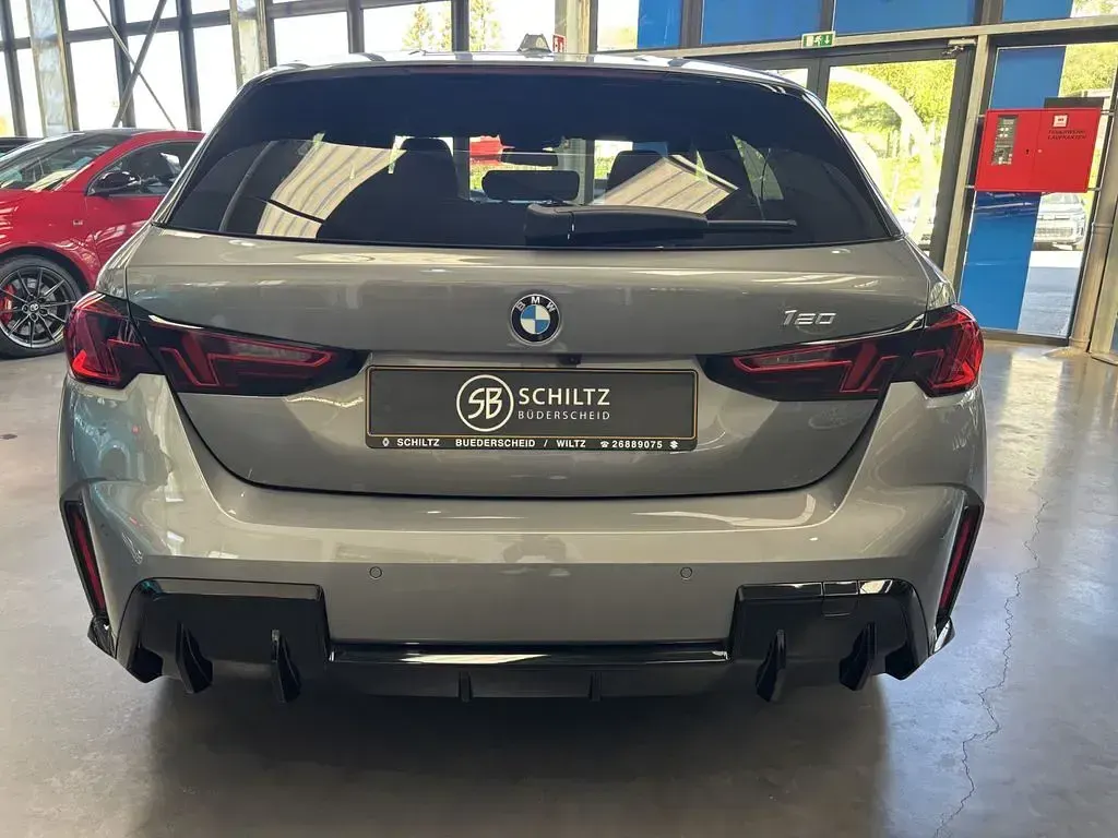 Gebraucht BMW 120 M Sport 156 PS (114 kW) 2025 Grau Kleinwagen