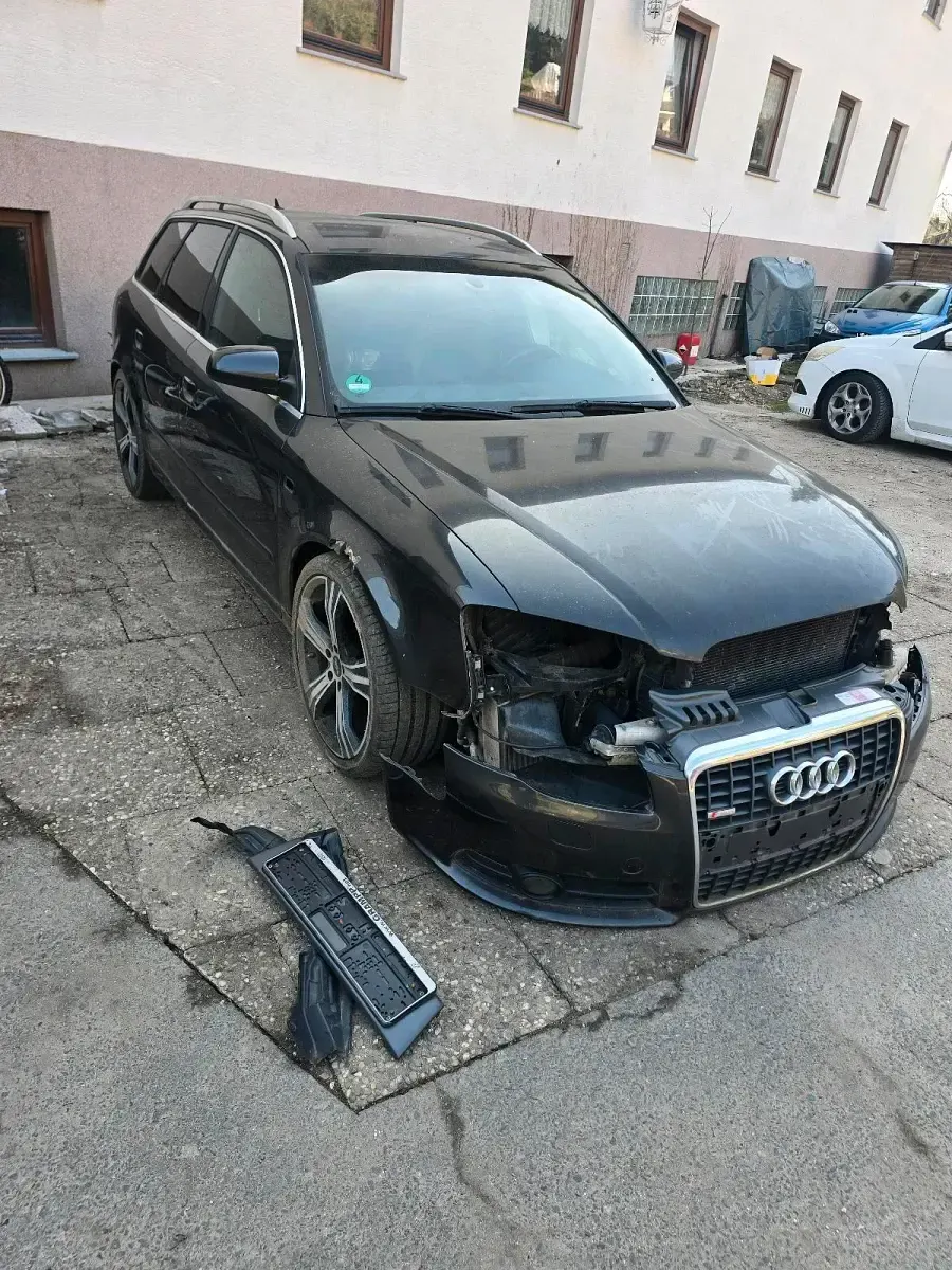 Używany Audi A4 S-Line 233 KM (171 kW) 2006 Czarny Kombi