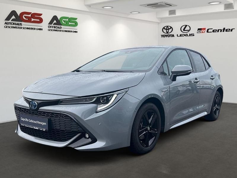Grau Gebraucht 2021 Toyota Corolla Hybrid Team Limousine | 20.790 € (Guter Preis) - Bild 1/4