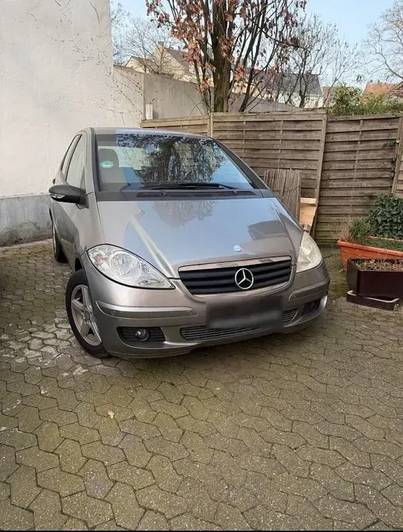 Gebraucht Mercedes A170 Classic 116 PS (85 kW) 2007 Grau Van / Kleinbus