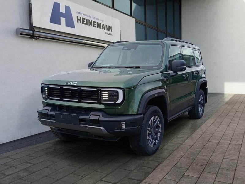 Neu Baic BJ40 234 PS (172 kW) 2026 Grün SUV
