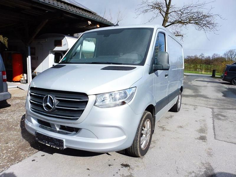 Gebraucht Mercedes Sprinter 143 PS (105 kW) 2019 Grau Van