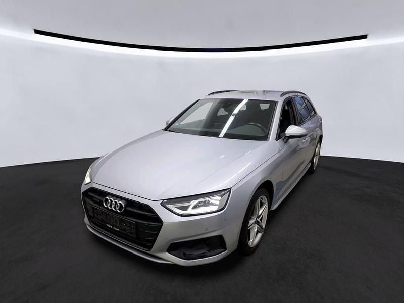 Gebraucht Audi A4 Ambiente 204 PS (150 kW) 2022 Silber Kombi