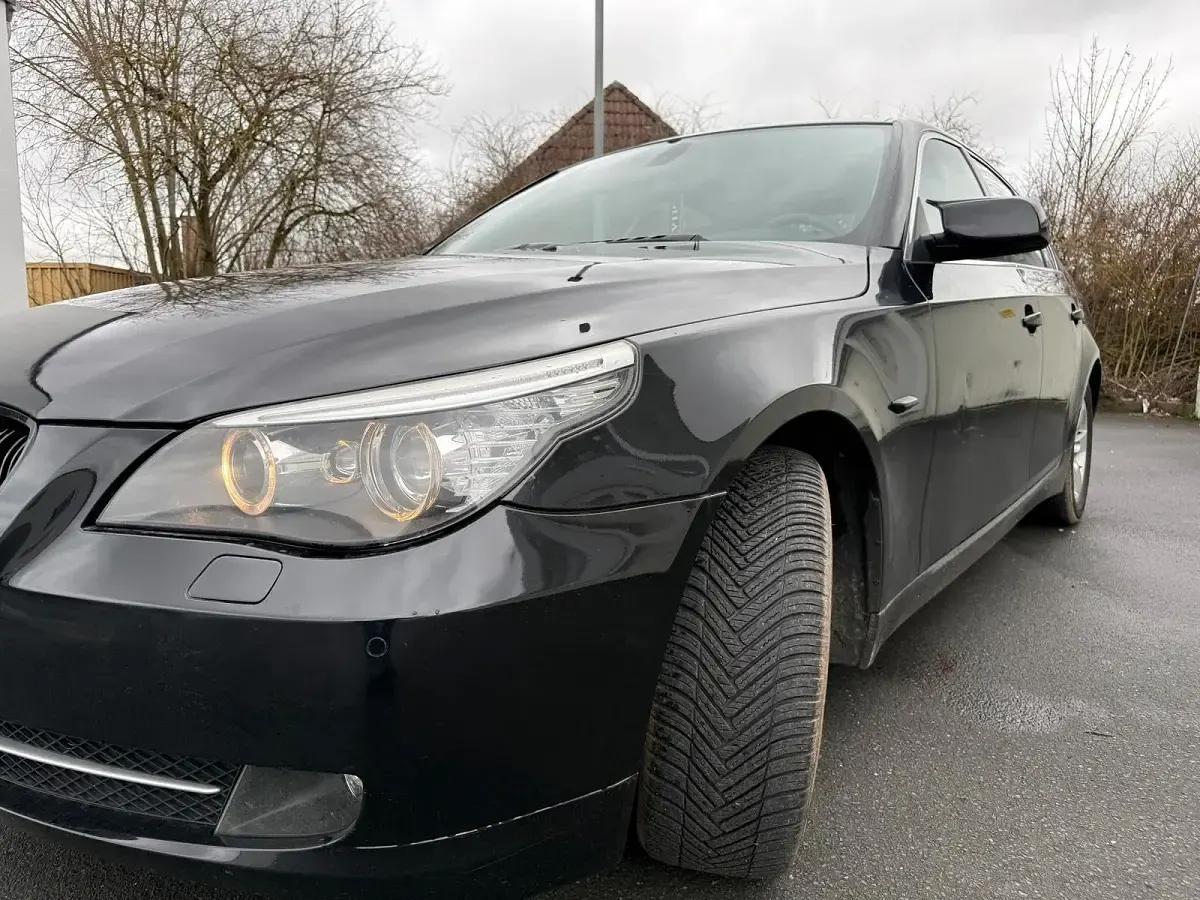 Używany BMW 520 170 KM (125 kW) 2008 Czarny Sedan/Limuzyna
