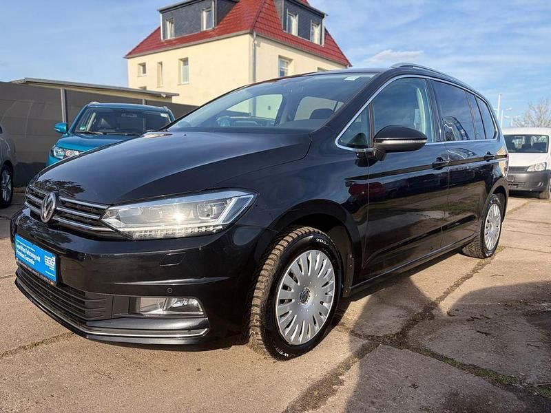 Gebraucht VW Touran Highline 150 PS (110 kW) 2017 Schwarz Van / Kleinbus