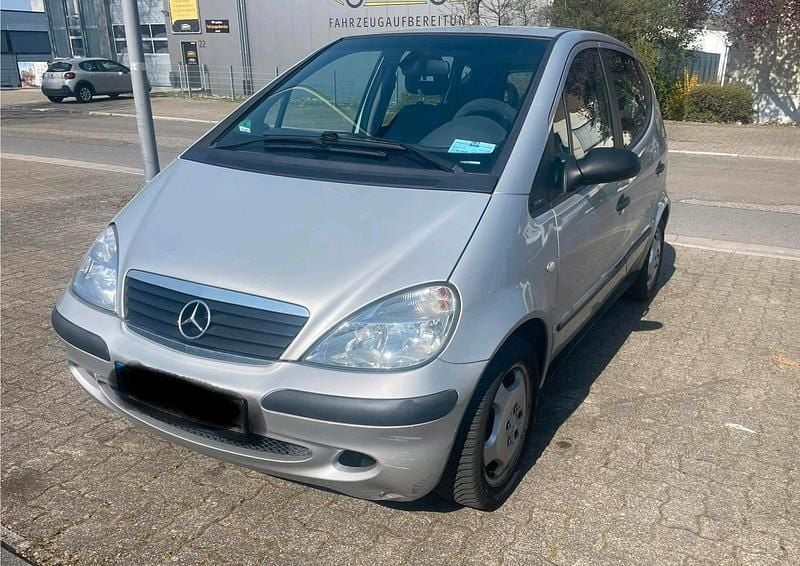 Gebraucht Mercedes A160 101 PS (74 kW) 2001 Silber Limousine