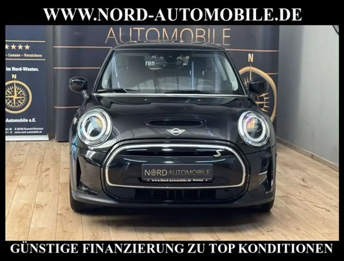 Gebraucht Mini Cooper SE Essential 135 kW (184 PS) 2023 Schwarz Kleinwagen