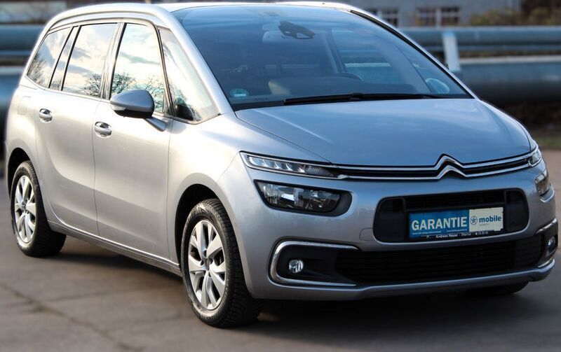 Grau Gebraucht 2018 Citroën Grand C4 Picasso SELECTION Van / Kleinbus | 15.490 € (Etwas zu teuer) - Bild 1/4