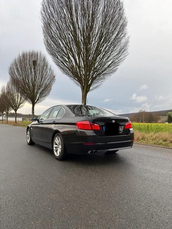Gebraucht BMW 525 204 PS (150 kW) 2011 Schwarz Limousine