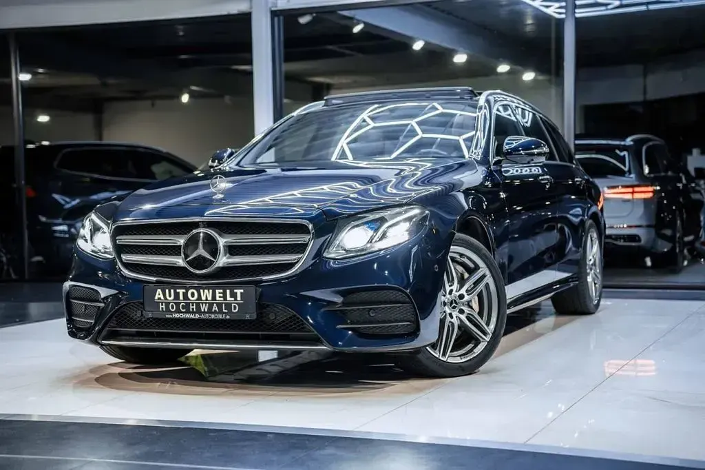 Gebraucht Mercedes E400 AMG line 340 PS (250 kW) 2019 Blau Limousine