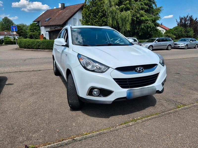 Gebraucht Hyundai ix35 135 PS (99 kW) 2013 Weiß SUV