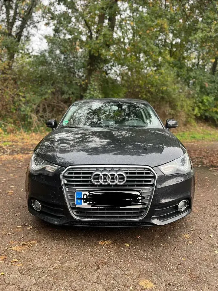 Gebraucht Audi A1 Ambition 90 PS (66 kW) 2013 Schwarz Kleinwagen