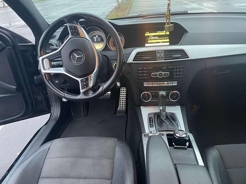 Gebraucht Mercedes C220 Style 170 PS (125 kW) 2012 Schwarz Coupé