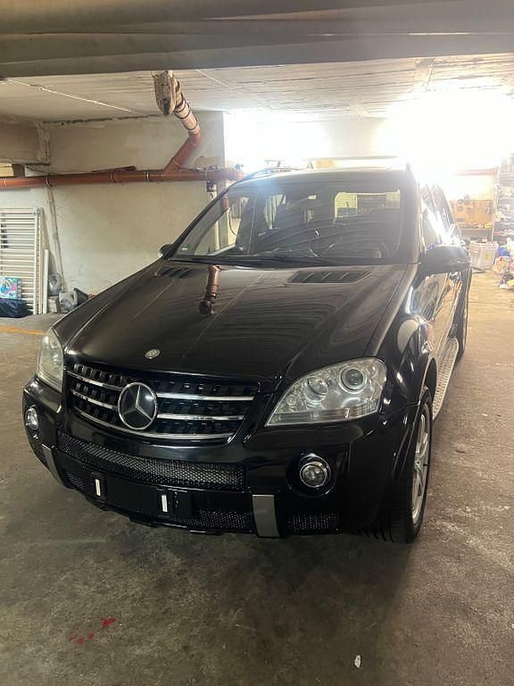 Schwarz Gebraucht 2006 Mercedes ML420 SUV | 11.000 € - Bild 1/4