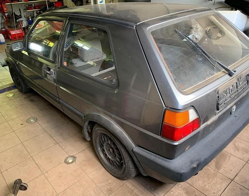 Gebraucht VW Golf II 90 PS (66 kW) 1990 Grau Kleinwagen