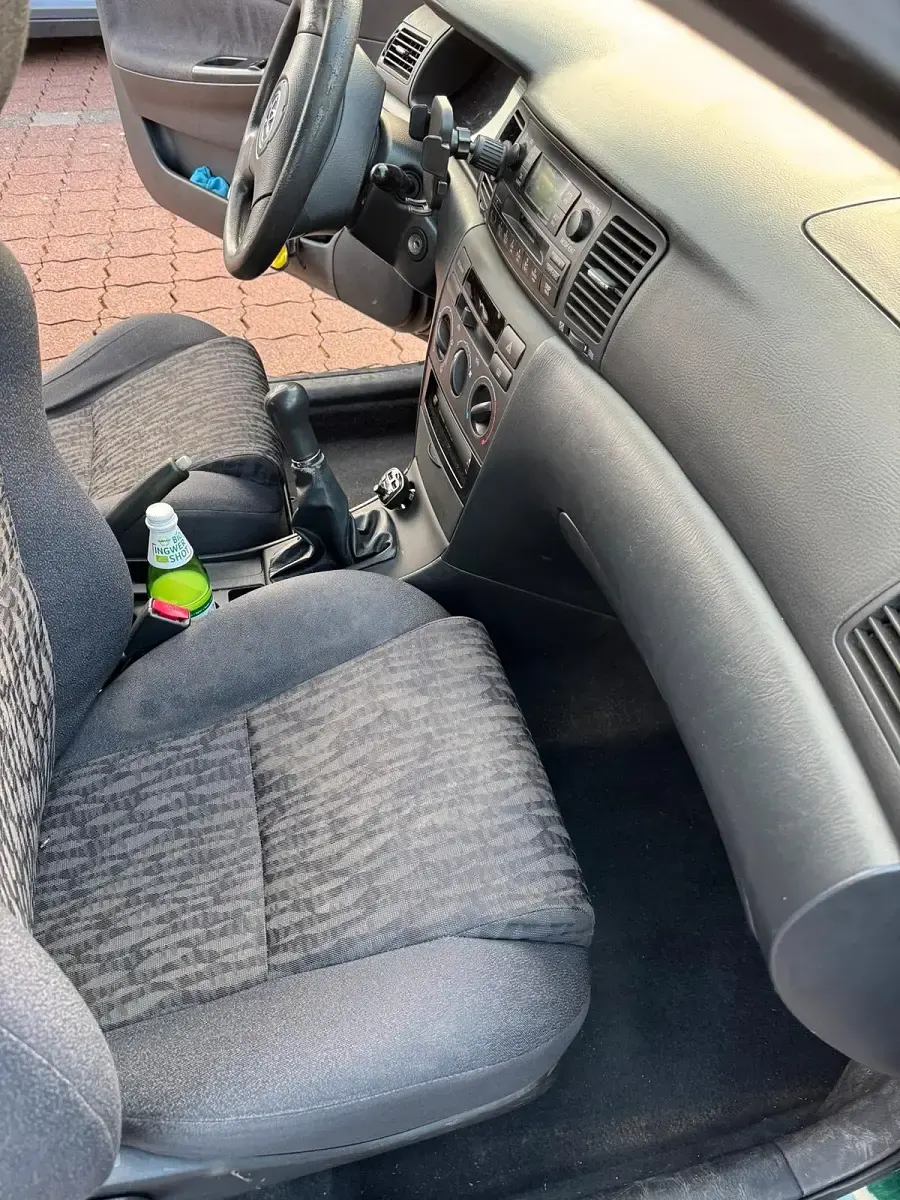 Gebraucht Toyota Corolla 97 PS (71 kW) 2003 Grün Kleinwagen