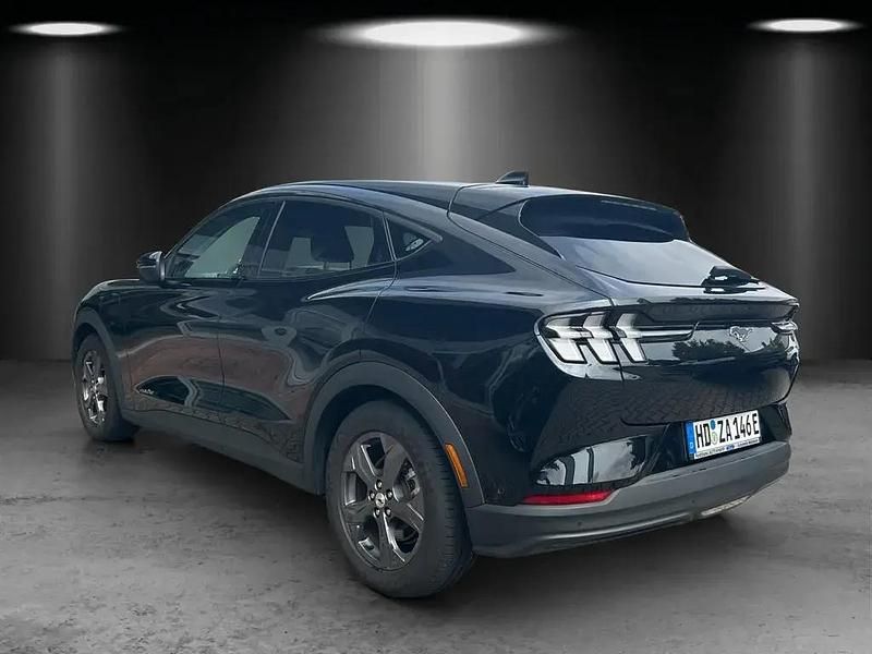 Gebraucht Ford Mustang Mach-E 216 kW (294 PS) 2023 Iridiumschwarz metallic SUV