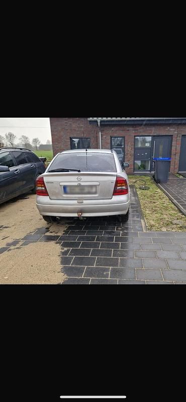 Gebraucht Opel Astra 105 PS (77 kW) 2005 Kleinwagen