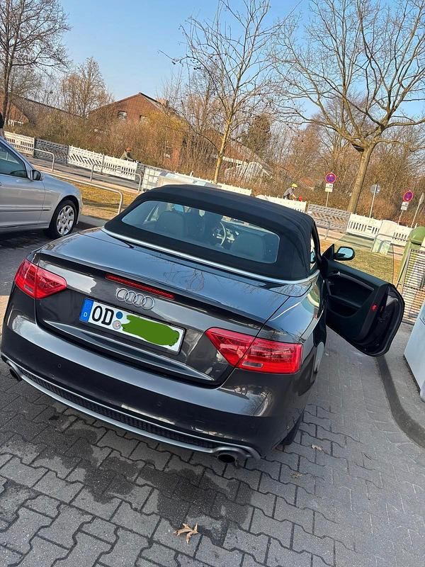 Gebraucht Audi A5 Cabriolet S-Line 170 PS (125 kW) 2013 Grau Cabrio