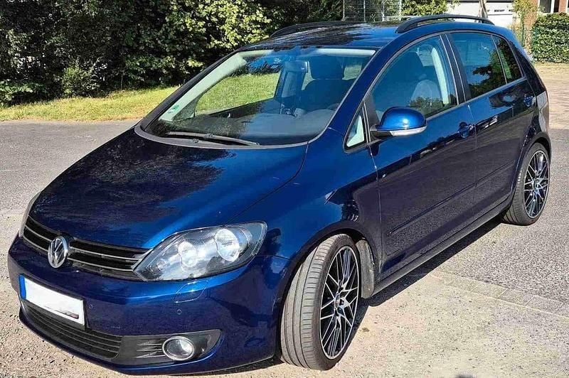Blau Gebraucht 2009 VW Golf Plus Cross Comfortline Van / Kleinbus | 3.450 € (Superpreis) - Bild 1/4