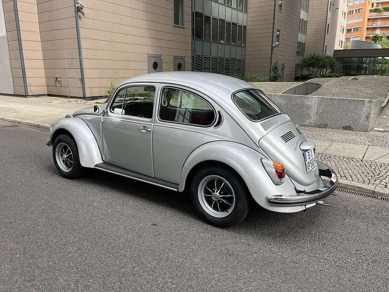 Silber Gebraucht 1971 VW Käfer Limousine | 22.000 € - Bild 1/4