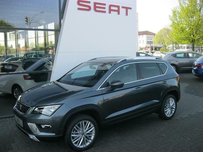 Grau Gebraucht 2018 Seat Ateca XCELLENCE SUV | 18.490 € (Superpreis) - Bild 1/1