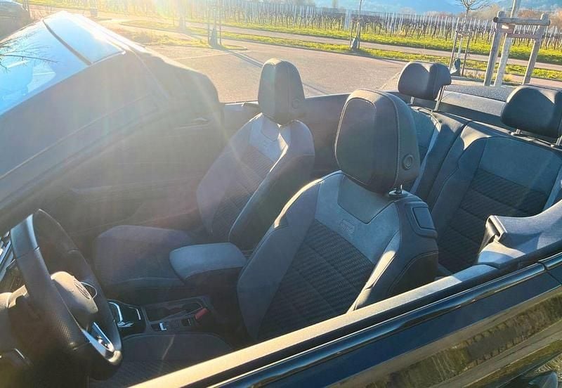 Gebraucht VW T-Roc Cabriolet Style 150 PS (110 kW) 2023 Schwarz Cabrio