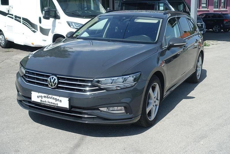 Uranograu Gebraucht 2020 VW Passat Business Kombi | 18.990 € (Superpreis) - Bild 1/4