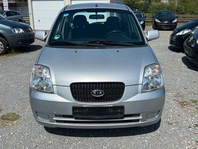 Second-hand Kia Picanto LX 65 CP (47 kW) 2005 Argintiu Hatchback