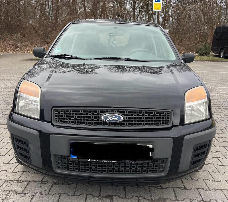 Gebraucht Ford Fusion 80 PS (58 kW) 2007 Schwarz Kleinwagen