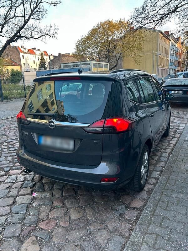 Second-hand Opel Zafira 2012 Gri Monovolum