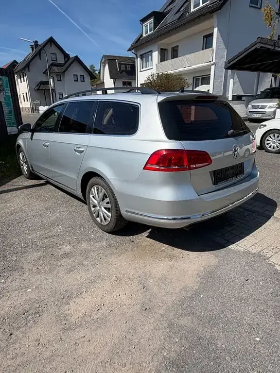 Gebraucht VW Passat Comfortline 140 PS (102 kW) 2014 Silber Kombi