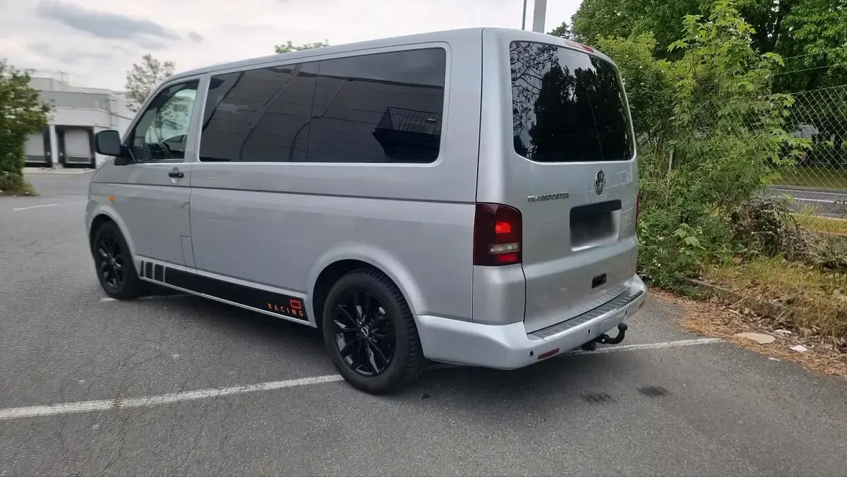 Używany VW Transporter 105 KM (77 kW) 2006 Srebrny Van