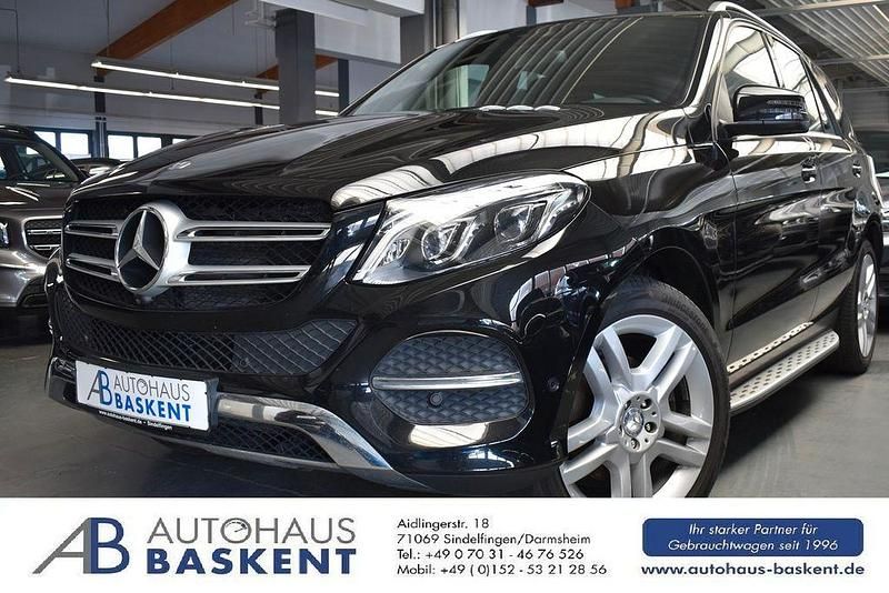Schwarz Gebraucht 2017 Mercedes GLE350 SUV | 36.890 € (Fairer Preis) - Bild 1/4