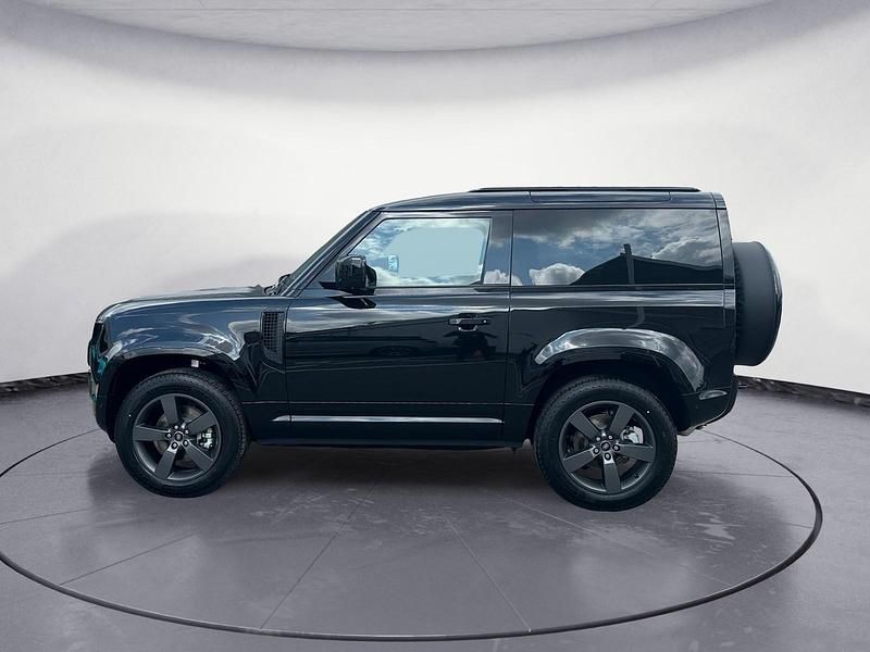 Neu Land Rover Defender SE Dynamic 635 PS (467 kW) 2025 Santorini black SUV