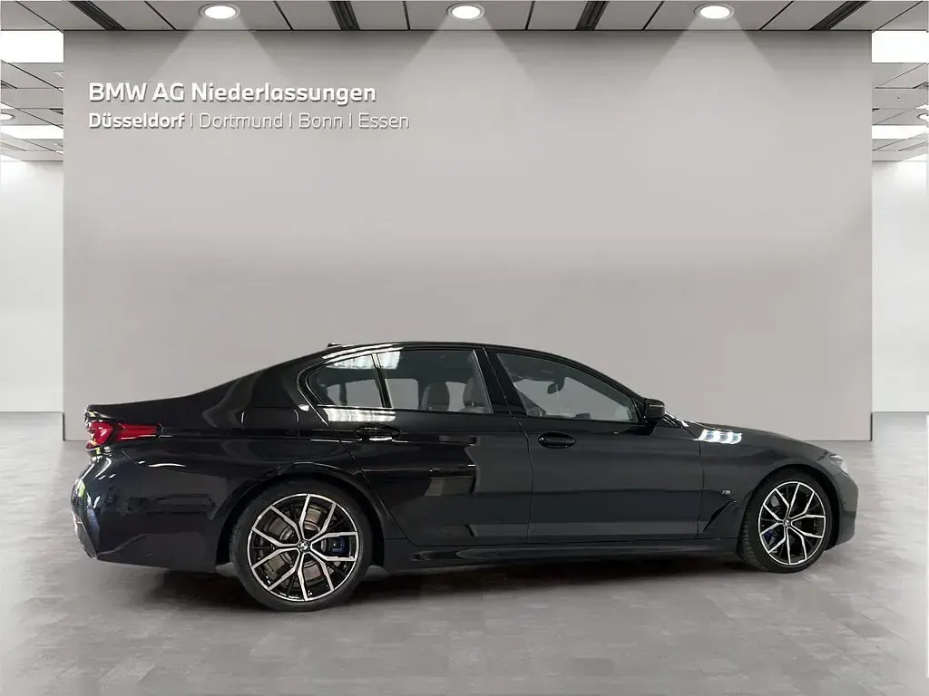 Gebraucht BMW M550 Performance 530 PS (389 kW) 2022 Schwarz Limousine