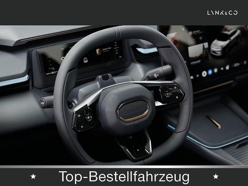 Neu Lynk & Co 08 349 PS (256 kW) 2026 SUV