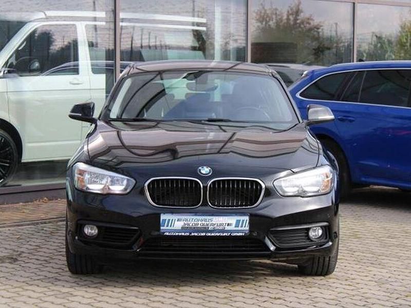 Gebraucht BMW 118 Advantage 136 PS (100 kW) 2019 Schwarz Kleinwagen