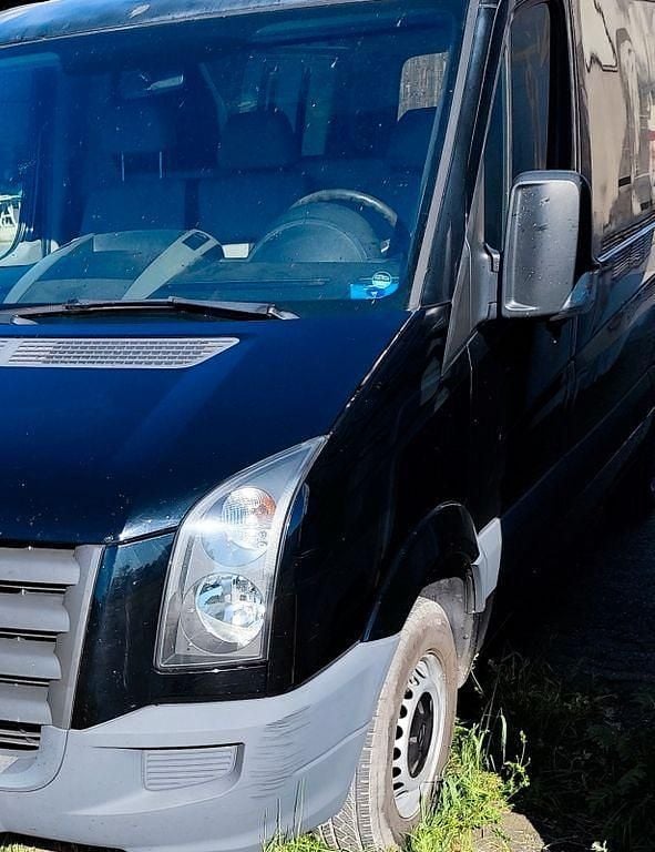 Schwarz Gebraucht 2010 VW Crafter Van | 6.900 € (Guter Preis) - Bild 1/4