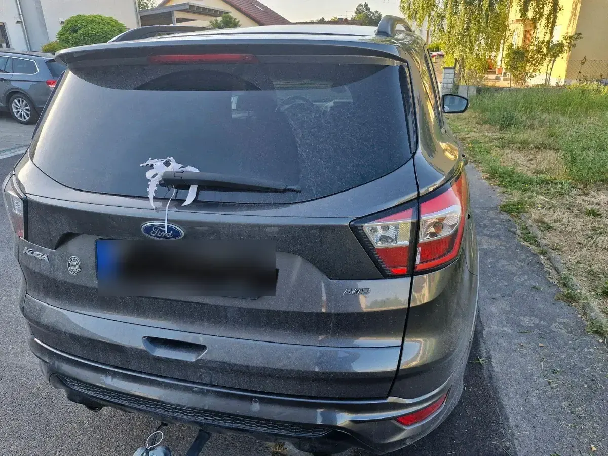 Gebraucht Ford Kuga ST-Line 175 PS (128 kW) 2019 Grau SUV