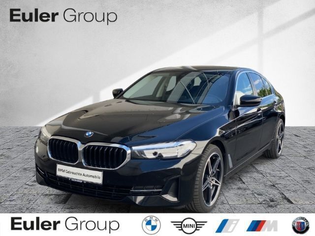 Schwarz Gebraucht 2022 BMW 520 Limousine | 33.977 € (Guter Preis) - Bild 1/4