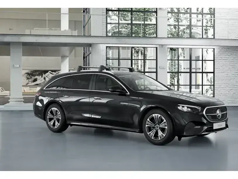 Gebraucht Mercedes E220 Avantgarde 197 PS (144 kW) 2025 Schwarz Limousine