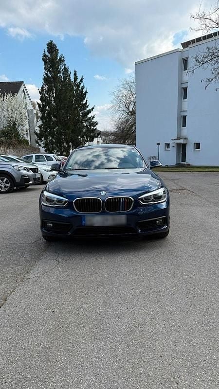 Gebraucht BMW 118 Advantage 136 PS (100 kW) 2018 Blau Kleinwagen