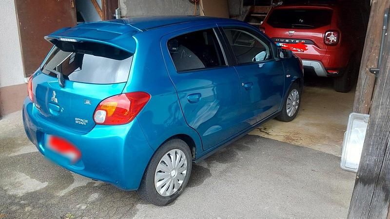 Second-hand Mitsubishi Space Star 80 CP (58 kW) 2013 Albastru Monovolum